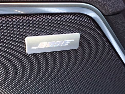 New 2026 GMC Sierra 1500 SLT image 19