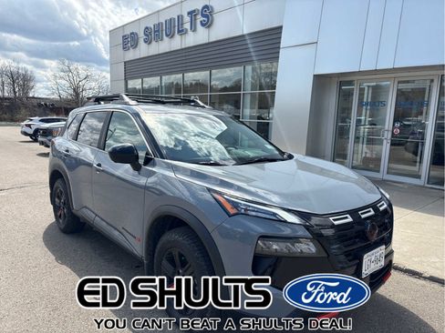 Used 2026 Nissan Rogue SV AWD/4WD image 1