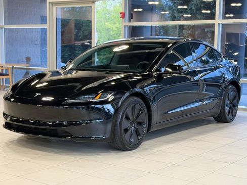 Used 2024 Tesla Model 3 Long Range AWD/4WD image 4