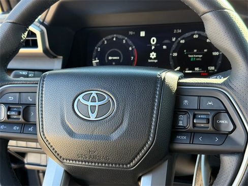 New 2025 Toyota 4Runner Limited image 28