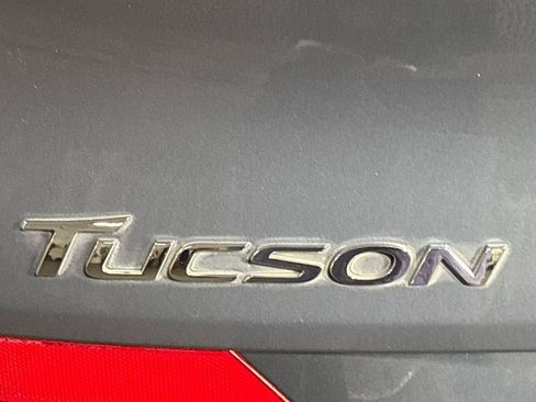 Used 2019 Hyundai Tucson Ultimate w/ Cargo Package AWD/4WD image 25