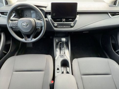 Used 2023 Toyota Corolla LE image 12