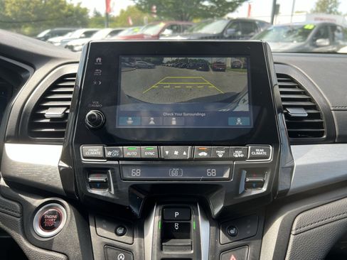 Used 2023 Honda Odyssey EX-L image 19
