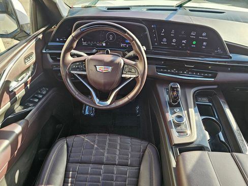 Certified 2023 Cadillac Escalade ESV Sport Platinum image 26