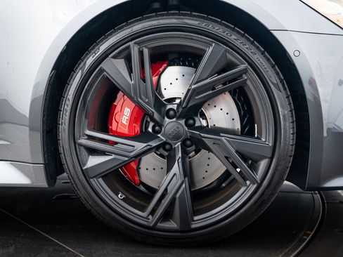 Used 2021 Audi RS 6 AWD/4WD image 24