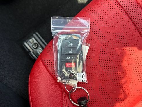 Used 2026 Toyota Camry XSE FWD image 28