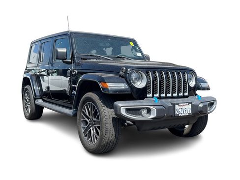 Used 2023 Jeep Wrangler Unlimited Sahara AWD/4WD image 12