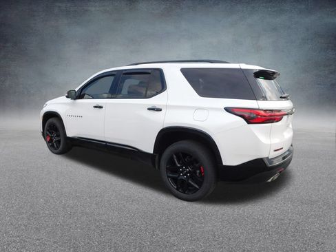 Used 2023 Chevrolet Traverse Premier w/ Redline Edition FWD image 5