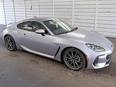Used 2023 Subaru BRZ Limited RWD image 5