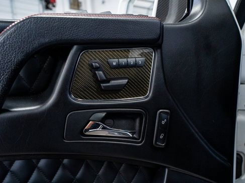 Used 2017 Mercedes-Benz G 63 AMG 4MATIC image 29