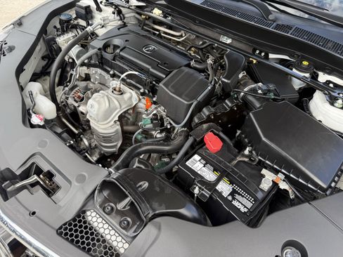 Used 2020 Acura TLX image 36