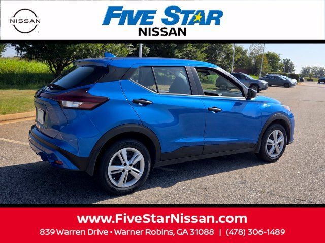 Used 2024 Nissan Kicks S FWD image 13