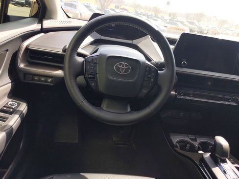 Used 2024 Toyota Prius XLE image 16