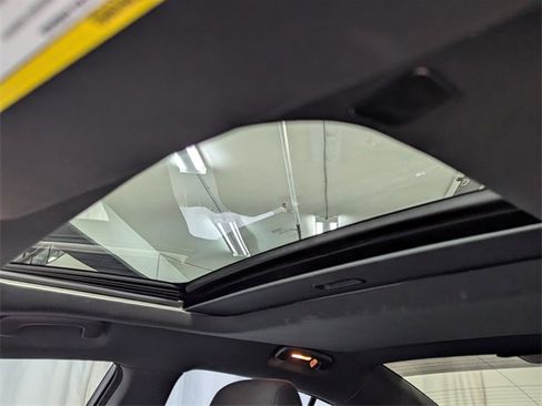 Used 2022 Dodge Charger Scat Pack image 15