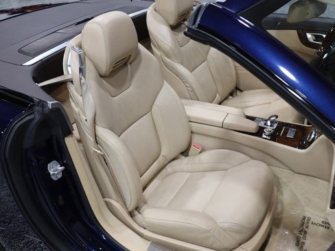 Used 2013 Mercedes-Benz SL 550 w/ Premium Pkg image 43