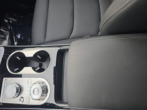 New 2026 Genesis GV70 2.5T AWD/4WD image 21