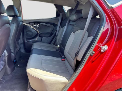 Used 2013 Hyundai Tucson Limited image 21