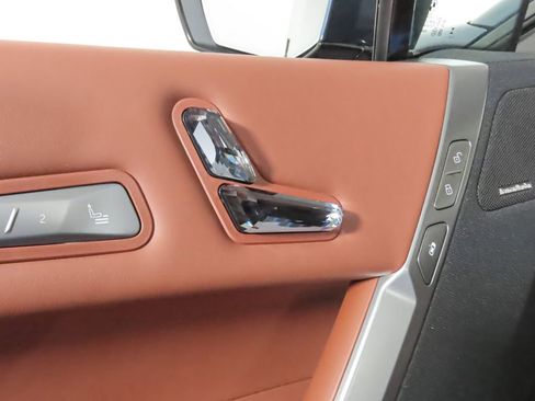 Used 2026 BMW iX xDrive45 w/ M Sport Package image 10