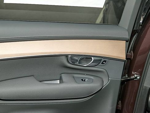 New 2026 Volvo XC90 T8 Plus w/ Protection Package AWD/4WD image 19