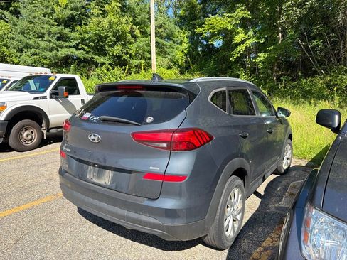 Used 2021 Hyundai Tucson Value w/ Cargo Package AWD/4WD image 4