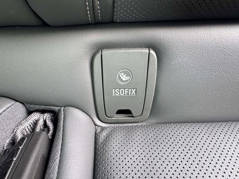 Used 2023 Buick Envision Essence image 19