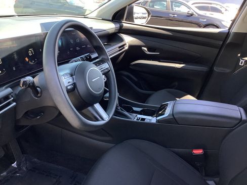 Used 2025 Hyundai Tucson SEL FWD image 21