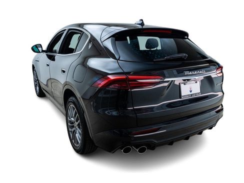 New 2024 Maserati Grecale GT image 3