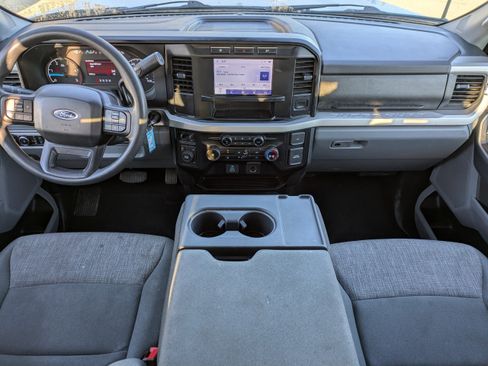 Used 2024 Ford F350 XLT image 16