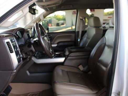 Used 2016 Chevrolet Silverado 2500 LTZ w/ Duramax Plus Package AWD/4WD image 17