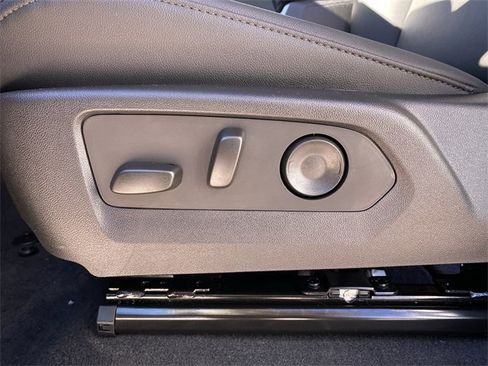 Used 2026 Chevrolet Colorado Trail Boss image 24