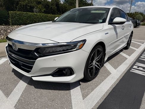 Used 2021 Honda Accord Touring image 1
