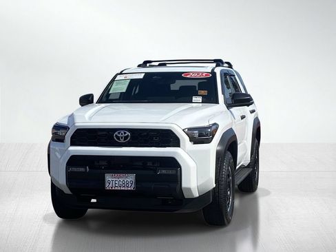 Certified 2025 Toyota 4Runner TRD Off-Road Premium AWD/4WD image 13