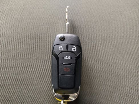 Used 2019 Ford F150 XL w/ Equipment Group 101A Mid RWD image 32