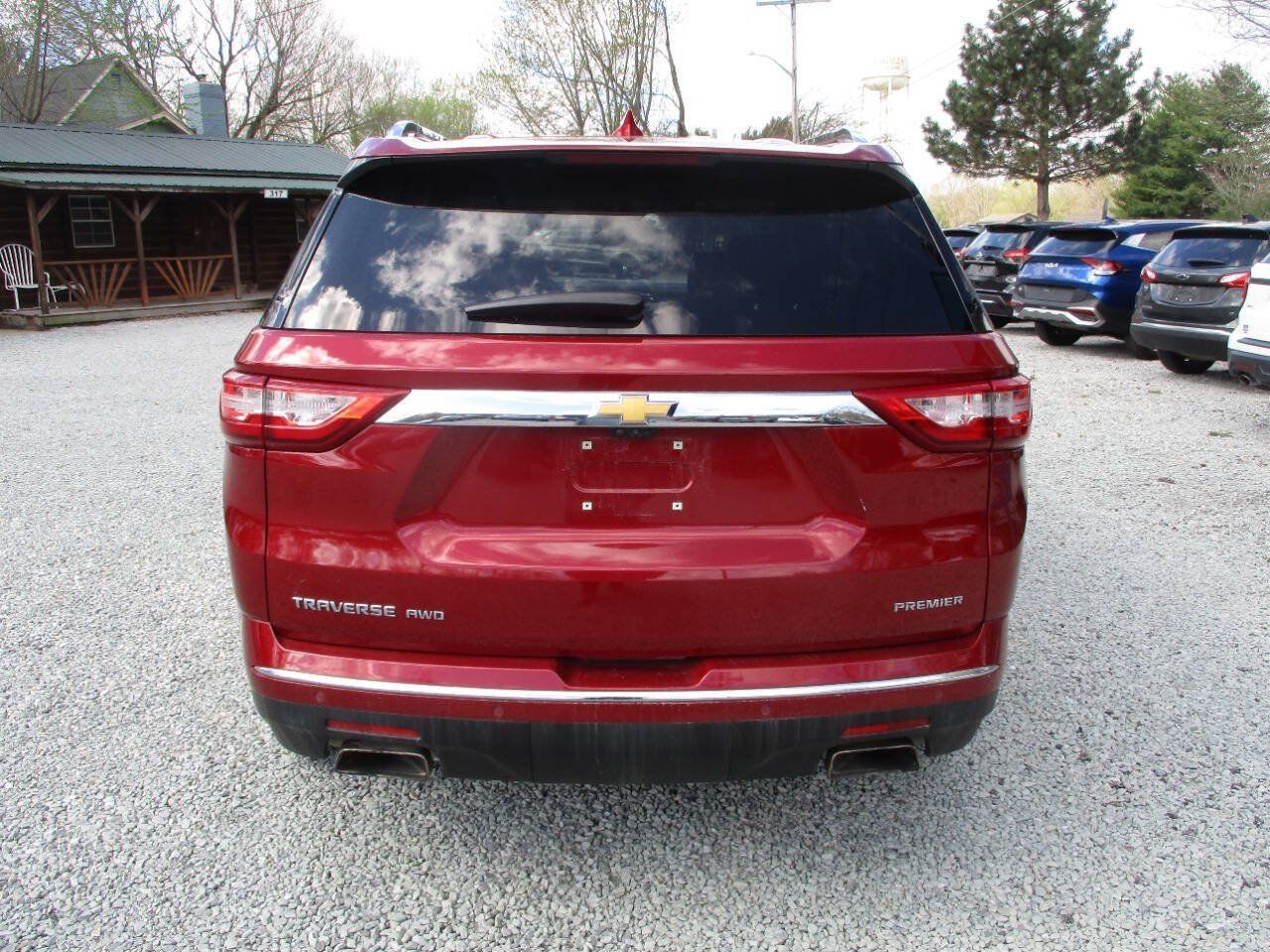 Used 2021 Chevrolet Traverse Premier AWD/4WD image 4