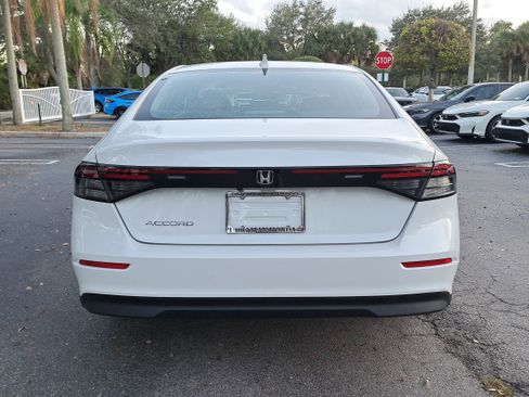 New 2026 Honda Accord LX image 5