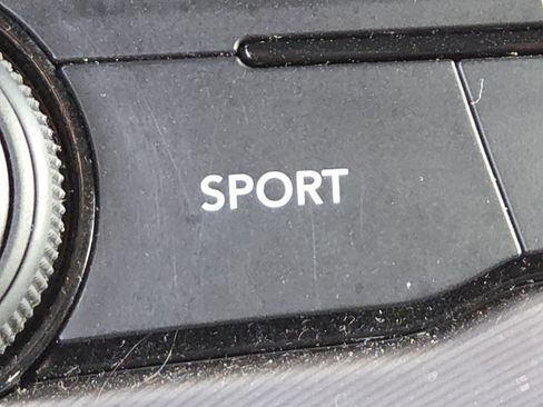 Used 2019 Dodge Challenger SXT w/ Blacktop Package image 6