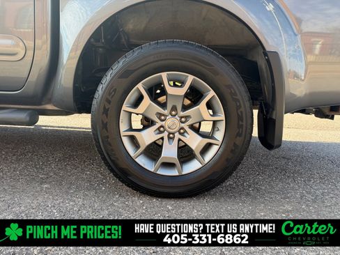 Used 2019 Nissan Frontier SL image 13