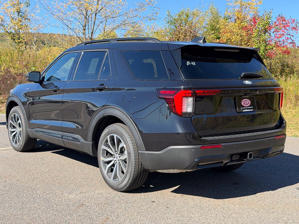 New 2027 Ford Explorer ST-Line AWD/4WD image 28