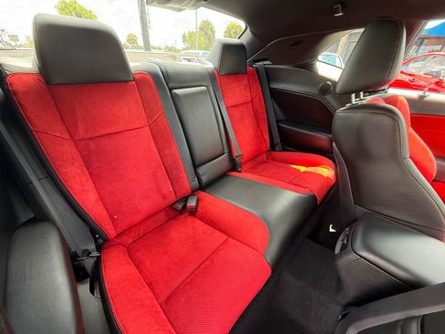 Used 2022 Dodge Challenger R/T Scat Pack RWD image 30