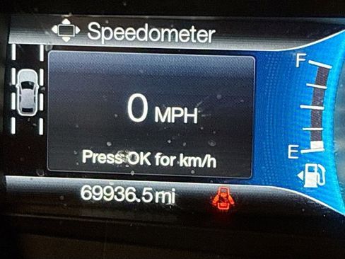 Used 2020 Ford Fusion SE FWD image 13