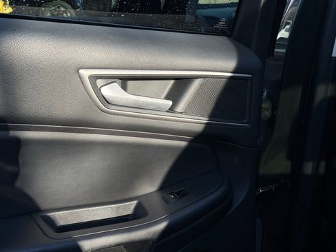 Used 2022 Ford Edge SEL w/ Convenience Package image 43