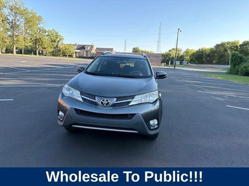 Used 2013 Toyota RAV4 XLE FWD image 7