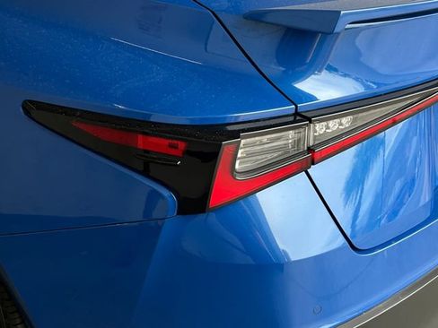Used 2021 Lexus IS 300 w/ Comfort Package RWD image 17