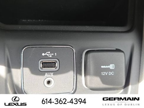 Used 2021 Jeep Cherokee Latitude Lux w/ Trailer Tow Group AWD/4WD image 24
