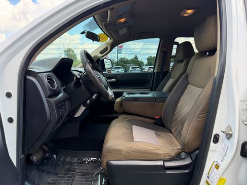 Used 2014 Toyota Tundra SR5 AWD/4WD image 14