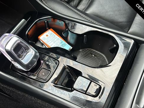 Certified 2023 Volvo XC40 B5 Plus w/ Driver Assist Package image 23
