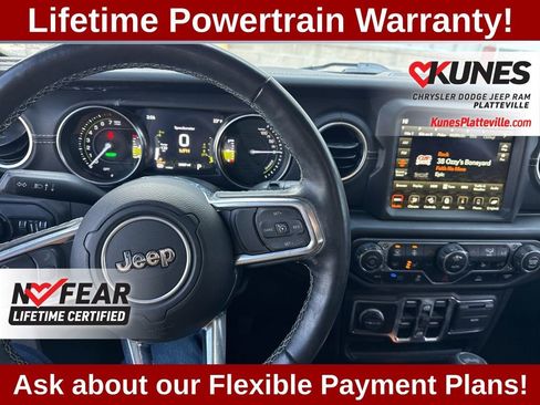 Used 2022 Jeep Wrangler Unlimited Sahara w/ Cold Weather Group AWD/4WD image 24