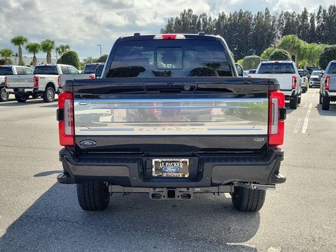 New 2026 Ford F250 Platinum w/ Platinum Plus Package AWD/4WD image 8