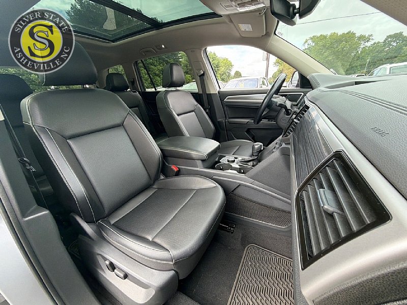 Used 2021 Volkswagen Atlas SEL AWD/4WD image 18