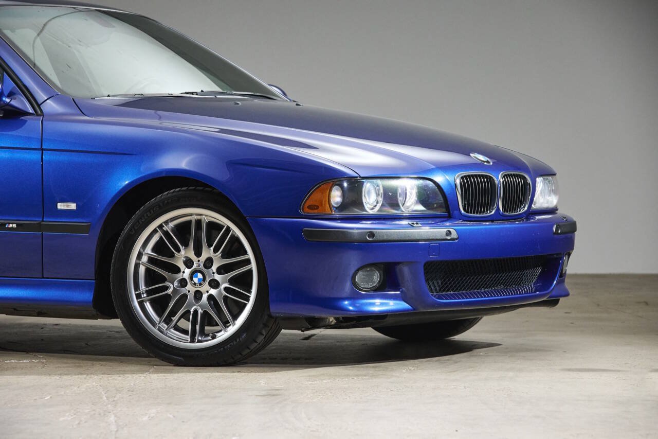 Used 2001 BMW M5 RWD image 4
